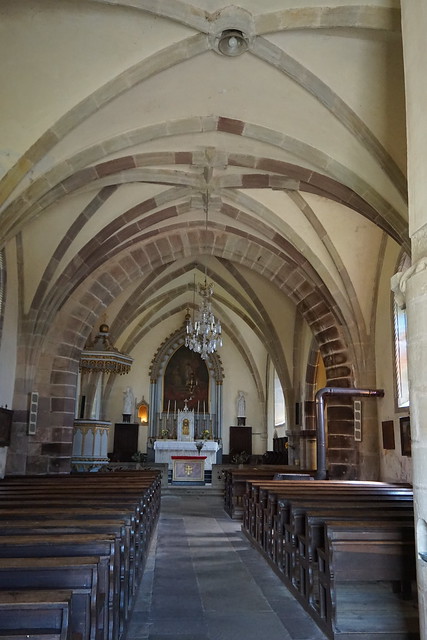 Eglise Saint-Remi, Anjeux : Vue intérieure