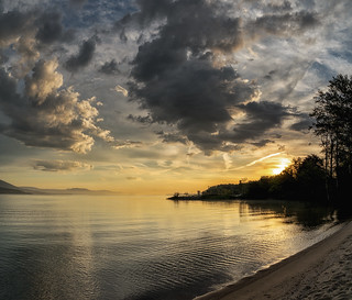 Lake of Neuchâtel sunrise