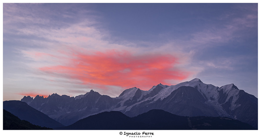 Morgenröte am Mont Blanc