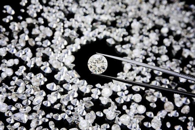 Tiêu chí chọn mua kim cương cần biết