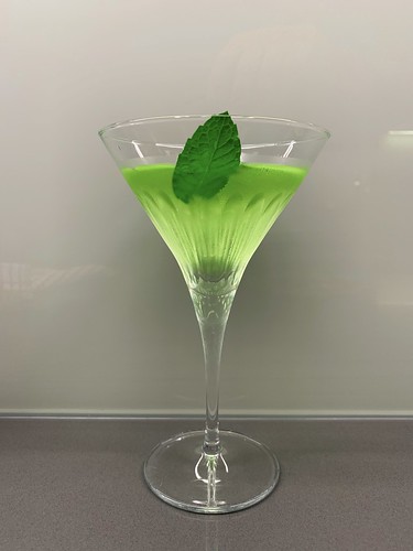 Caruso - Cocktail App | A smart twist in the Martini. In fac… | Flickr