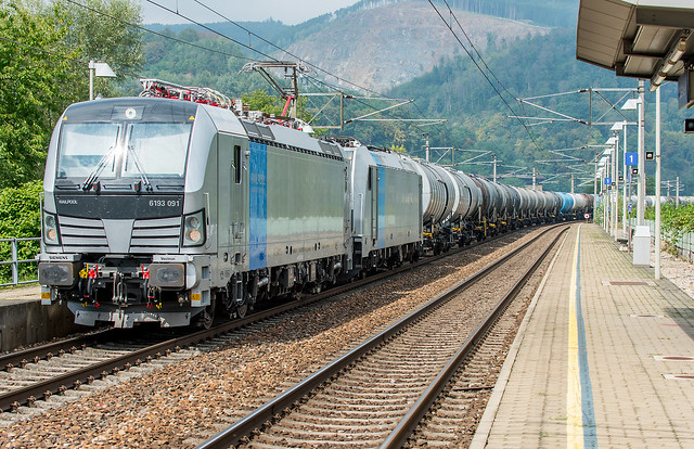 New Vectron on tracks