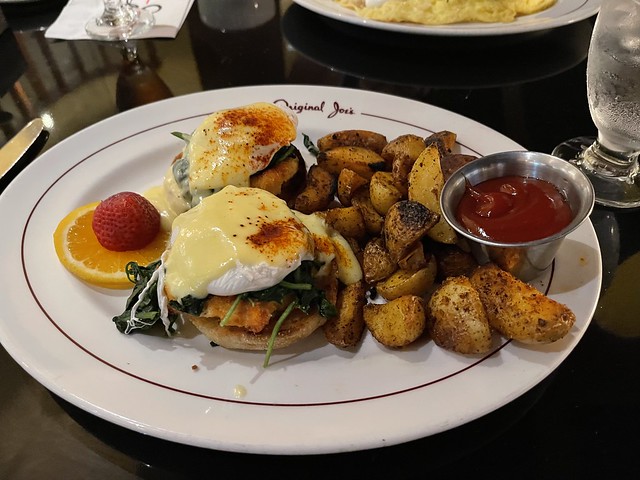 Dungeness crab eggs benedict with potatoes