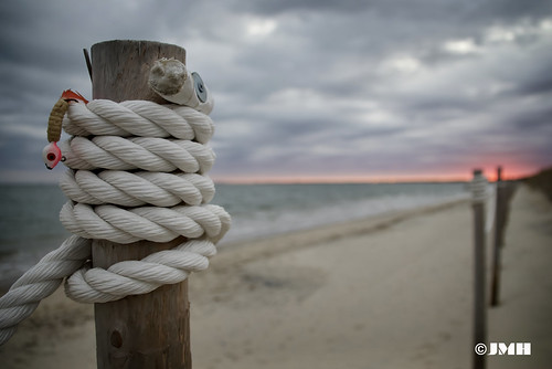 Along the thin red line.... by Joe Hengel, Lewes, DEalongthethinredline lewes lowerslowerdelaware lsd lewesde delaware de delmarva delmarvamorn