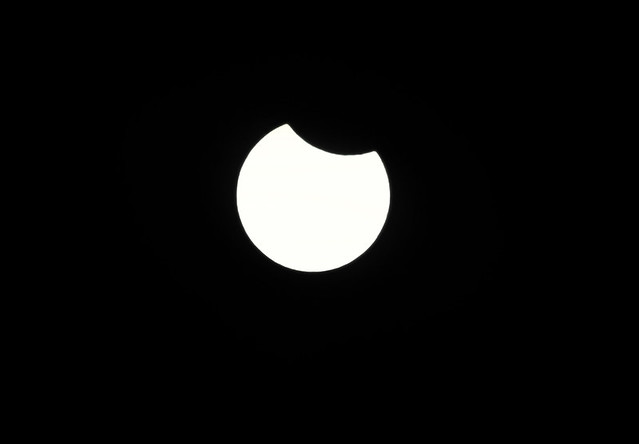 Partial solar eclipse - Sofi 10-06-21 02