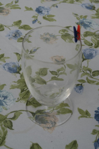 Mineralwasser (mein Glas ausgetrunken)