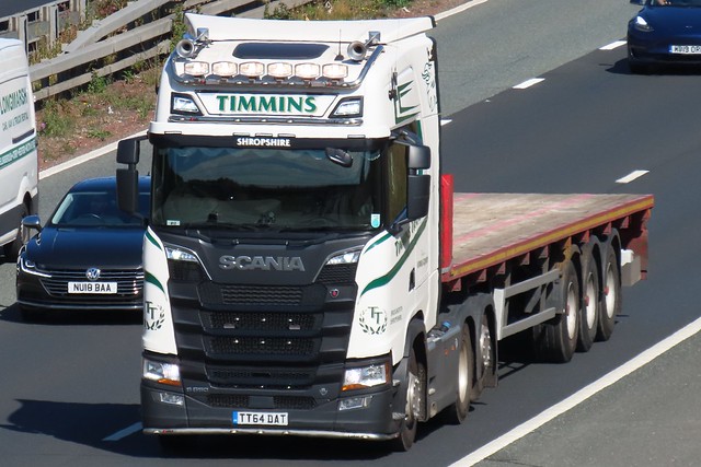 Timmins Transport, Scania S650 V8 (TT64DAT) On The A1M Southbound 26/8/22