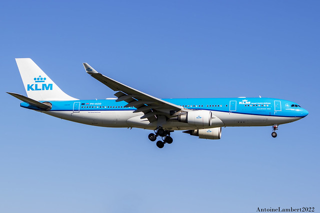 KLM Airbus A330-203 PH-AOD YUL
