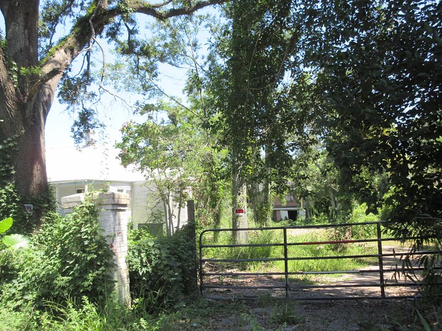 Montegut Plantation House, LaPlace, Louisiana