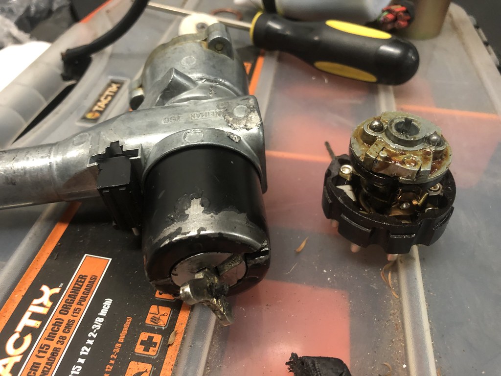 Stuck W116 ignition barrel – part 3