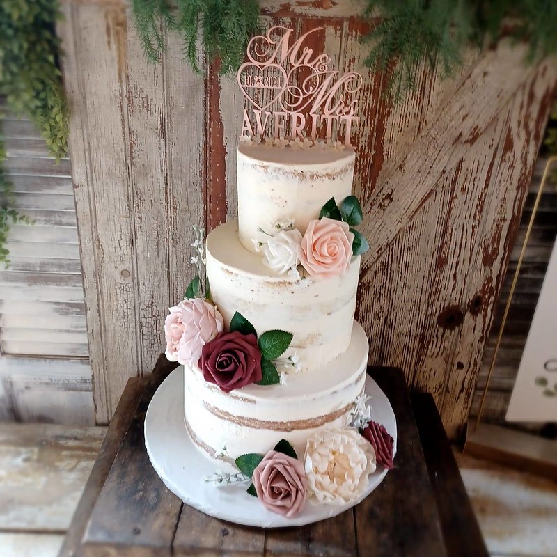 Cake by Storey Thyme Cakes & Bakes