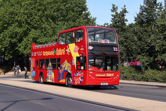 City Sightseeing Oxford, 203, SNZ1103
