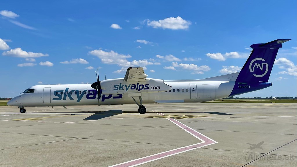 9H-PET SkyAlps Bombardier DHC-8-402Q Dash 8 © P. Marianic