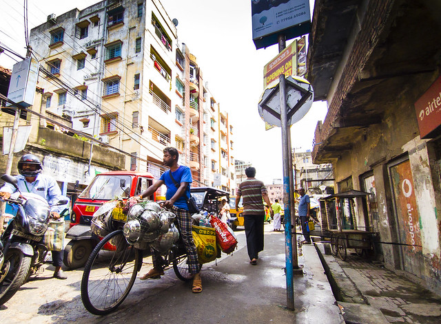 Streets Of India : Kitchen Utensils Seller