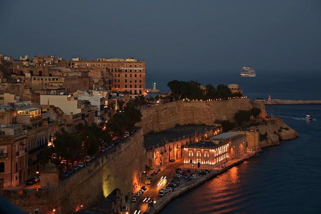 Valletta at Night / Malta