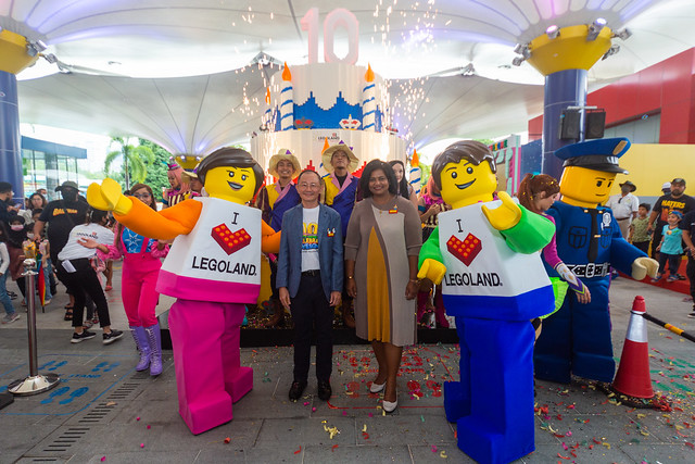 Sambutan Hebat Ulang Tahun Ke-10 Legoland® Malaysia Resort Kini Bermula