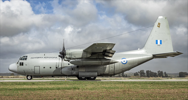 Lockheed C-130H Hercules - 02