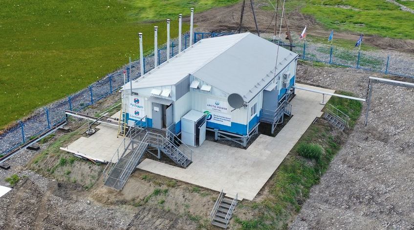 Русгидро ввела в эксплуатацию четыре ВИЭ-энергокомплекса в Якутии ЭНЕРГЕТИКА,РусГидро,Республика Саха (Якутия)