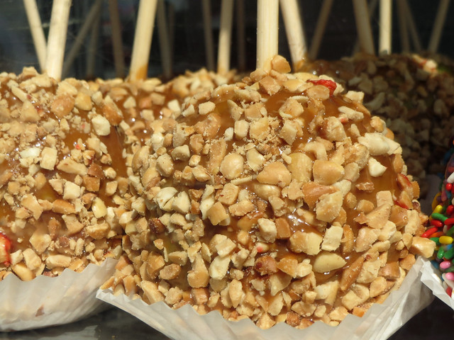 Caramel Apples With Peanuts.