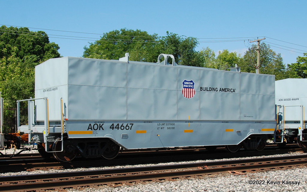 AOKX 44667 La Grange IL | On a southbound UP freight on the … | Flickr