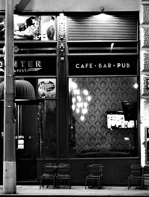 Cafe * Bar * Pub