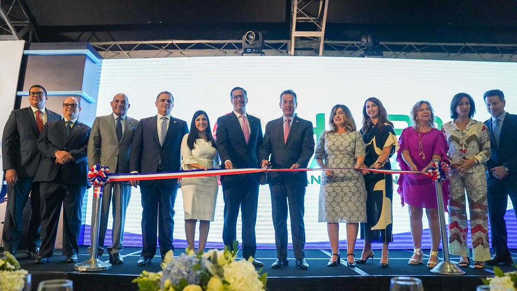 Apertura de la exposición multisectorial más grande del Caribe, la 5ta ...