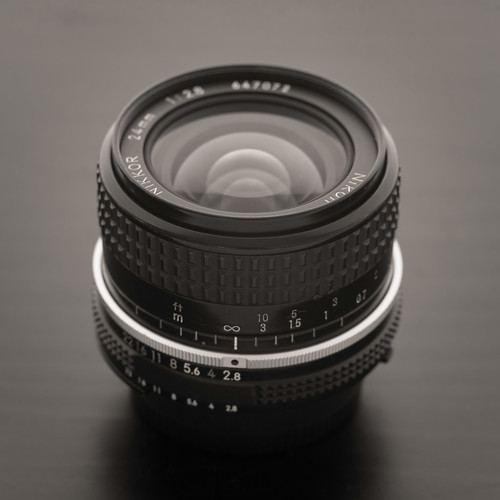 Nikon Nikkor 24mm f/2.8 Ai