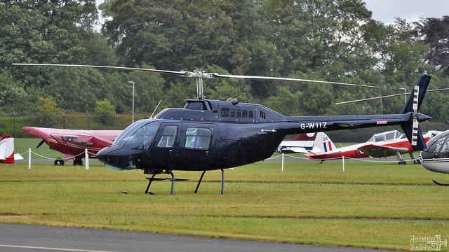 Bell 206B Jetranger II G-WIIZ