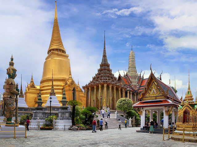 Impressive Royal History and architecture at the Grand Palace in Bangkok