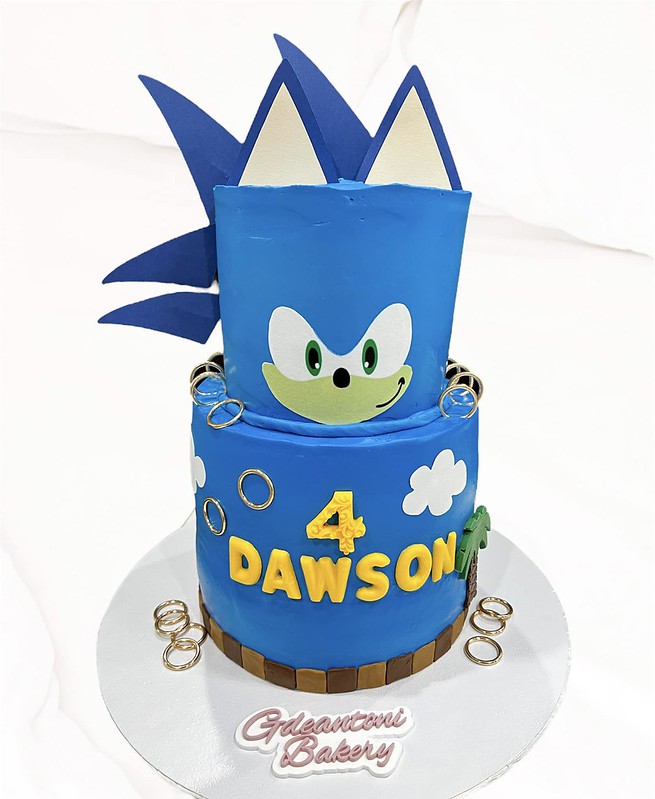 Sonic Theme Cake by Gdeantoni Bakery
