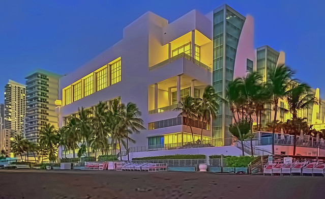 The Diplomat Beach Resort Hollywood, 3555 S Ocean Drive, Hollywood, Florida, USA / Built: 2002 / Architects: Nichols Brosch Sandoval & Associates, Inc., Terra Architecture Planning & Interior Design, Inc. / Floors: 39 / Height: 444.01 ft