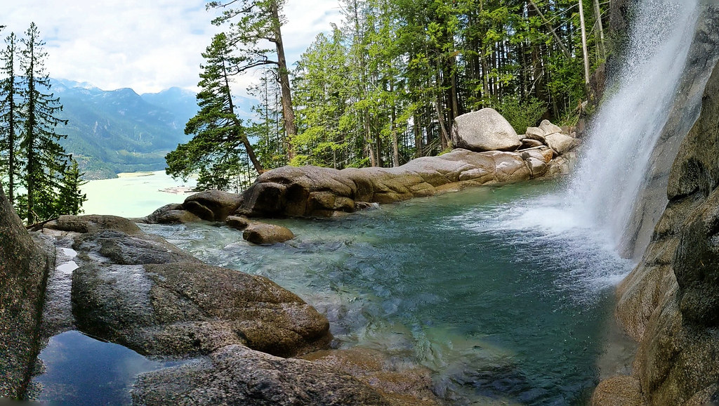 Shannon Falls Pools Trail, BC, Canada