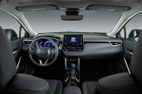 Toyota inicia pré-vendas online do Corolla Cross