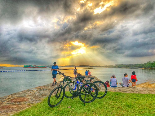 Pasir Ris Park by cattan2011, Pasir Ris Parkwaterscape seascape 新加坡 exploringsingapore sunrisephoto sunrisephotography sunrise tra