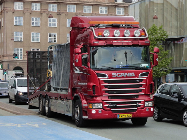 Scania R500 v8 CW93820 transporter truck