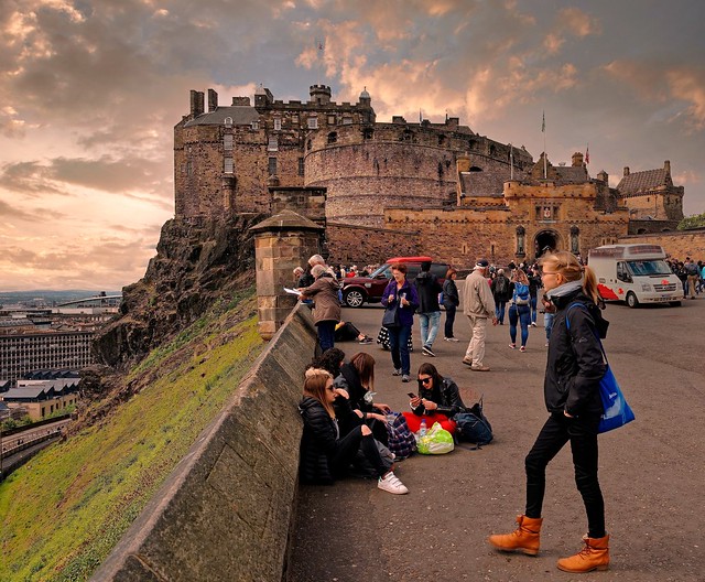 Edinburgh Castle - EXPLORE