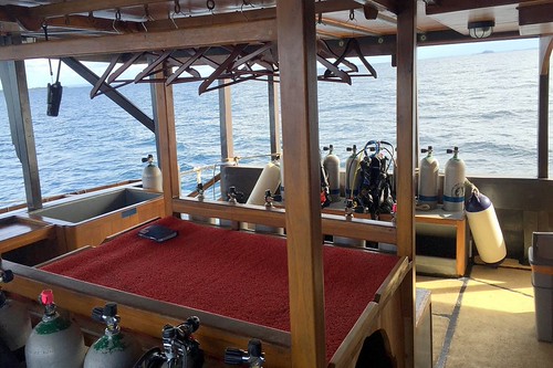 La Galigo Liveaboard - Dive Deck