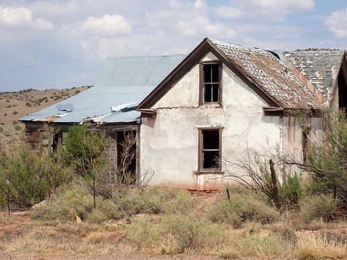 Abandoned house; Concho, AZ by Lon&Queta, Abandoned house; Concho, AZ2021 apachecounty arizona desert flickr gps landscapes ruins trips usa co