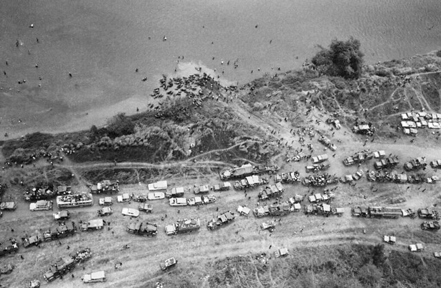 Vietnam War 1975 - Refugees of military and civilian vehicles
