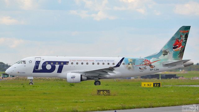 LOT Polish Airlines​ 🇵🇱️ Embraer ERJ-170 SP-LDH