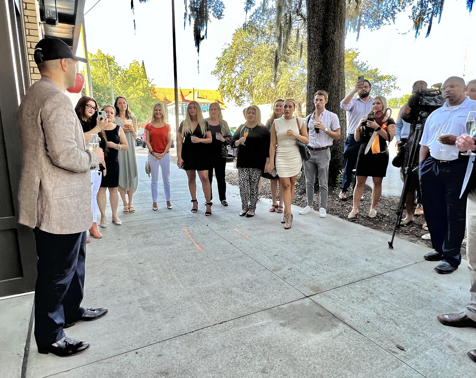 VEL Opens First Utopian Work Cafe in Savannah