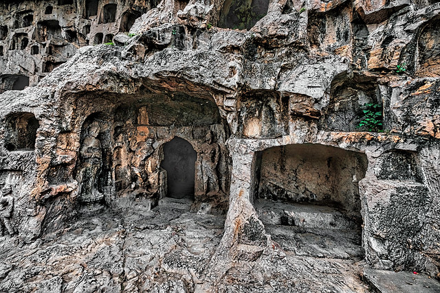 Shimen Cave, China by Fujifilm XPro2 + Fujinon 10-24mm f4