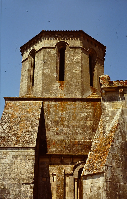 Eglise Saint-Pierre, Echebrune