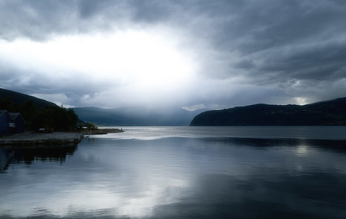 cloud clouds fog fjord water dusk sunset twilight mountains leica leicaq2 sky reflect reflection bestcapturesaoi elitegalleryaoi aoi