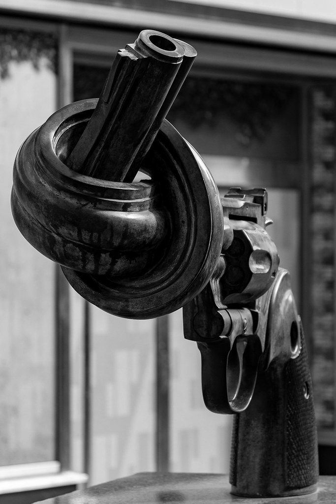 The knotted gun