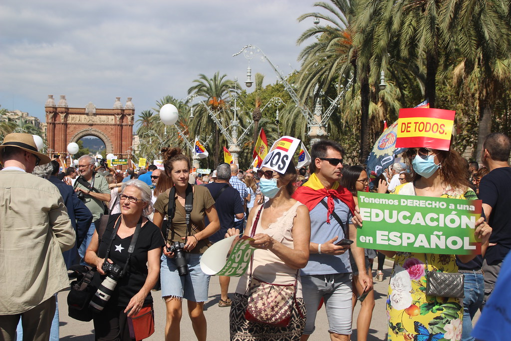 FOTOGRAFÍA. BARCELONA (ESPAÑA), 18.09.2022. Cataluña se levanta contra el régimen xenófobo que ocupa el Gobierno de la Generalidad de Cataluña. Ñ Pueblo (9)