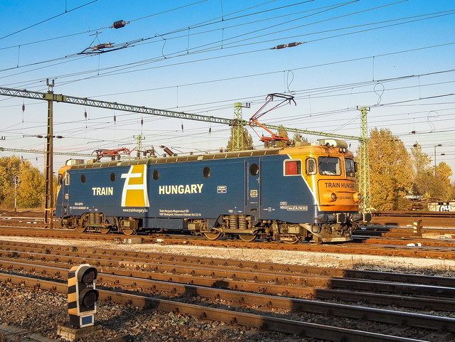 Train Hungary 400 087
