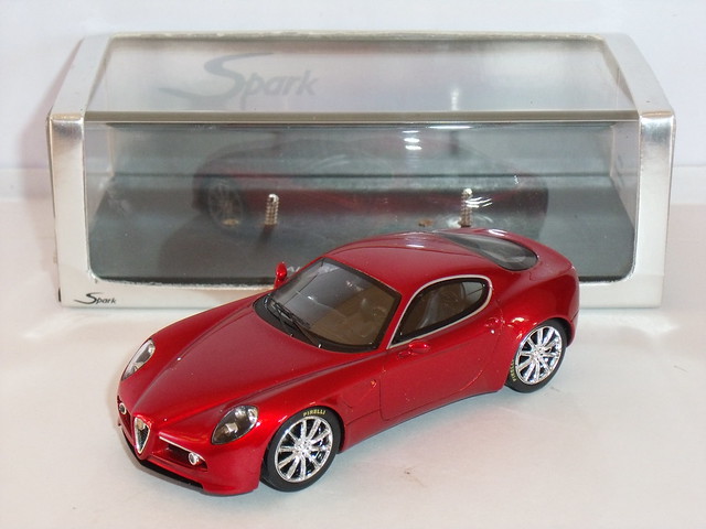 Alfa Romeo 8C Competizione concept 2004 (Spark 1/43)