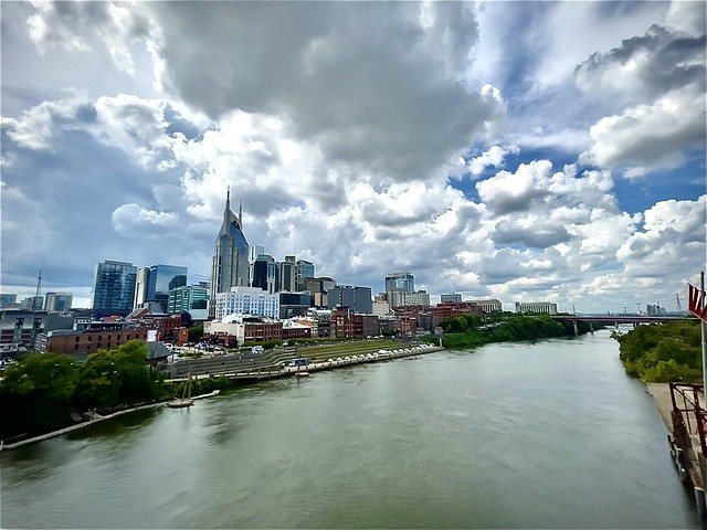 Nashville skyline and the Cumberland River