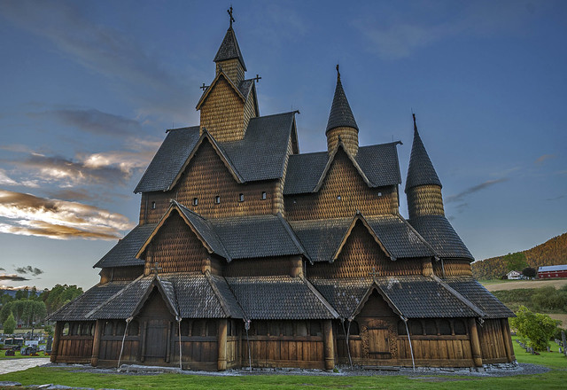 From yesterday's photo safari to Norway's largest stave church.